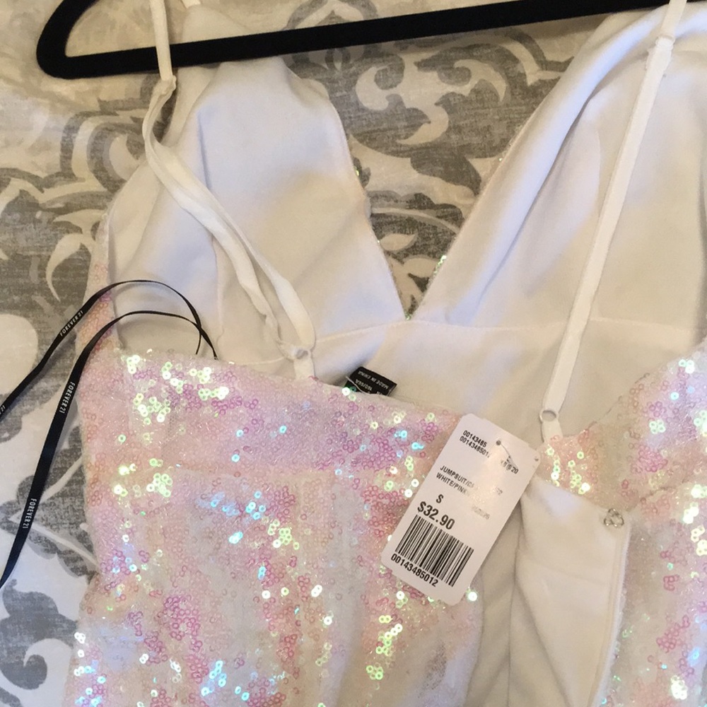 ✨LAST CHANCE✨ 💕 White and Pink Sequin Romper 💕 - Picture 4 of 5